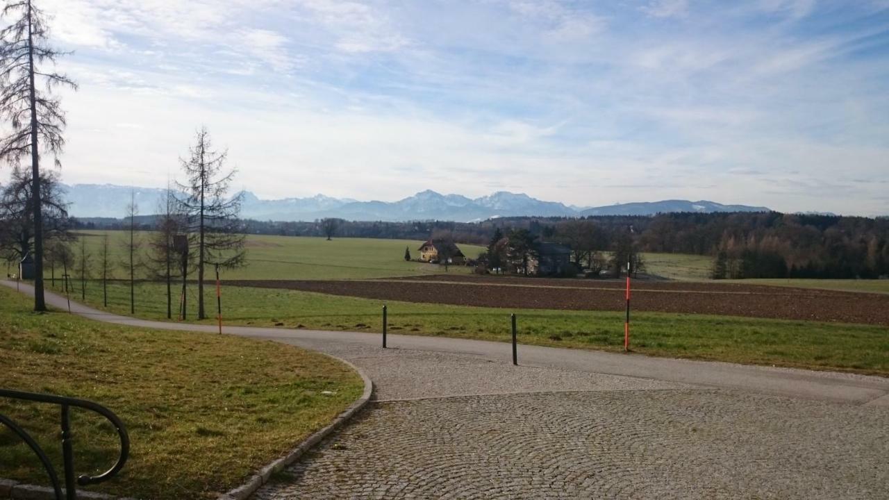 Ferienwohnung An Der Idyllischen Salzachschleife Naehe Salzburg Laufen Exteriör bild