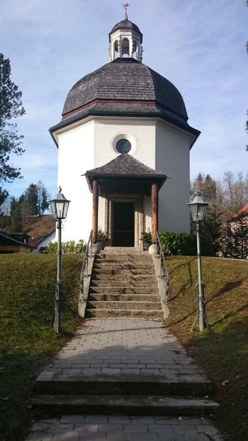 Ferienwohnung An Der Idyllischen Salzachschleife Naehe Salzburg Laufen Exteriör bild